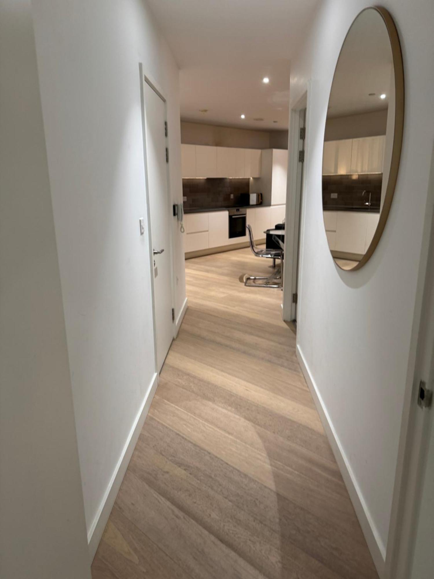 Docklands Stunning 2 Bed * Londen